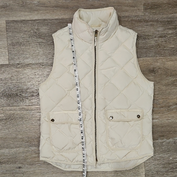 Cream Quilted Vest - Picture 10 of 10